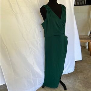 Elegant Green Sleeveless Dress